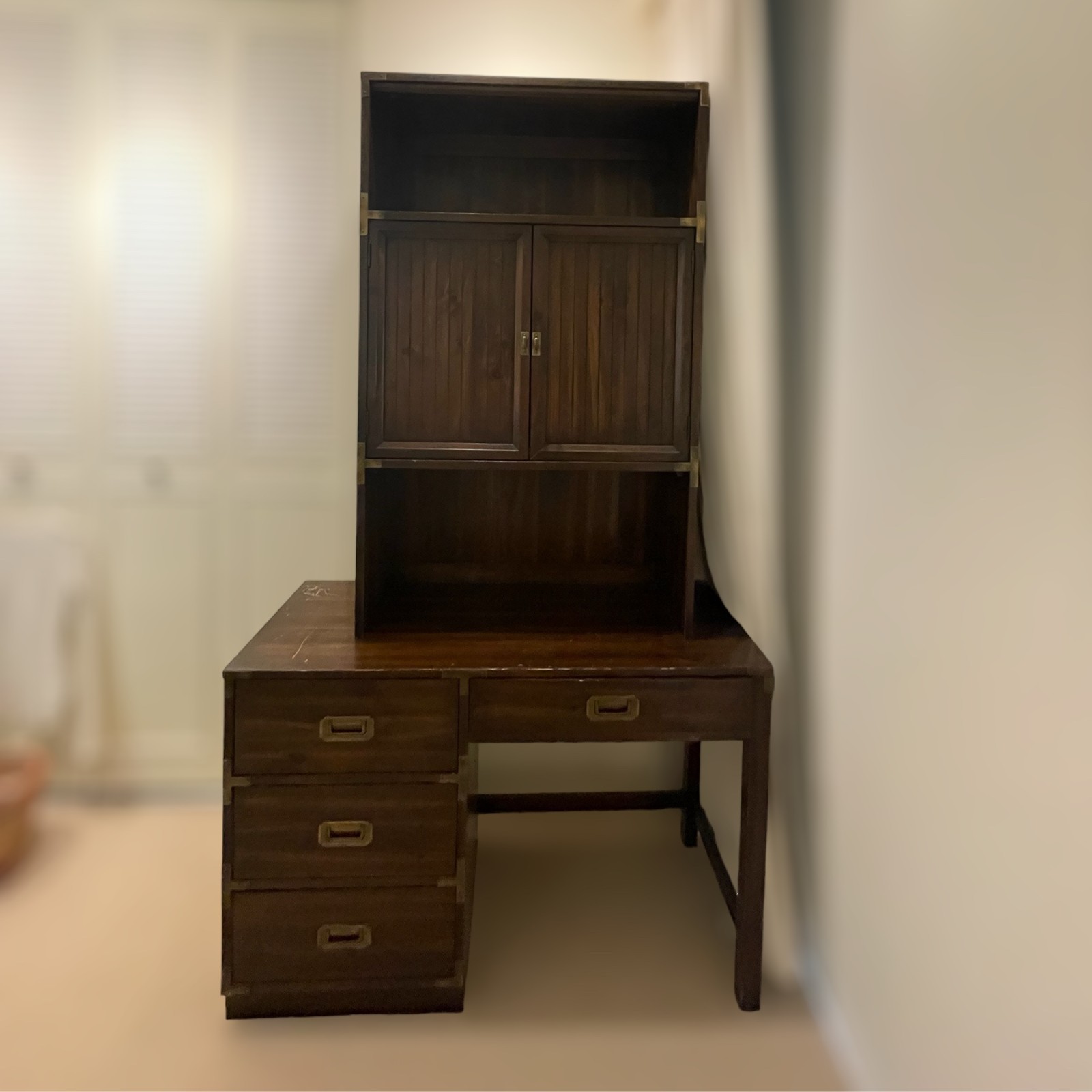 Kroehler Mid Century Solid Wood Dresser With Shelves 1600x1600